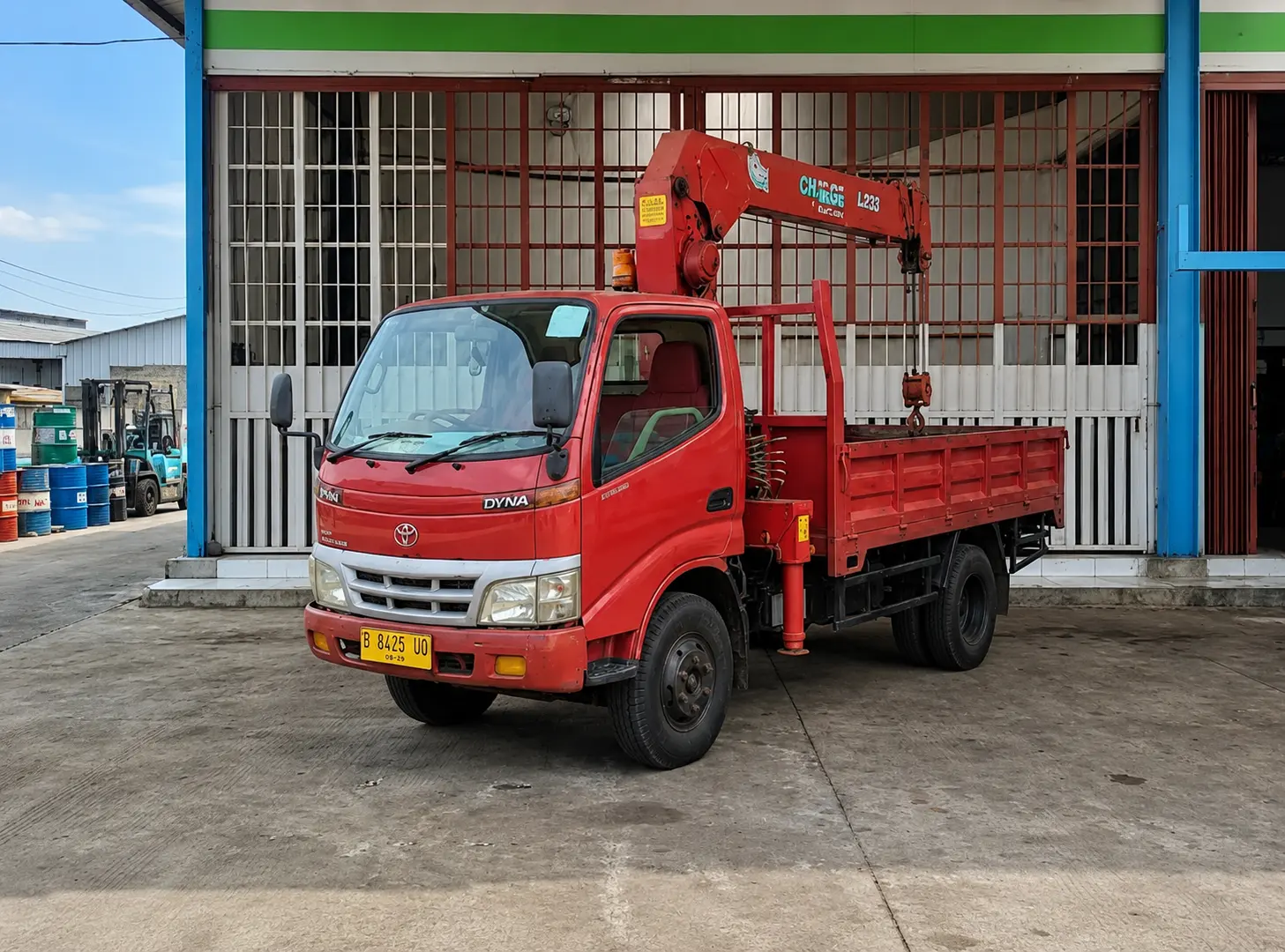 Truck Crane 5 Ton